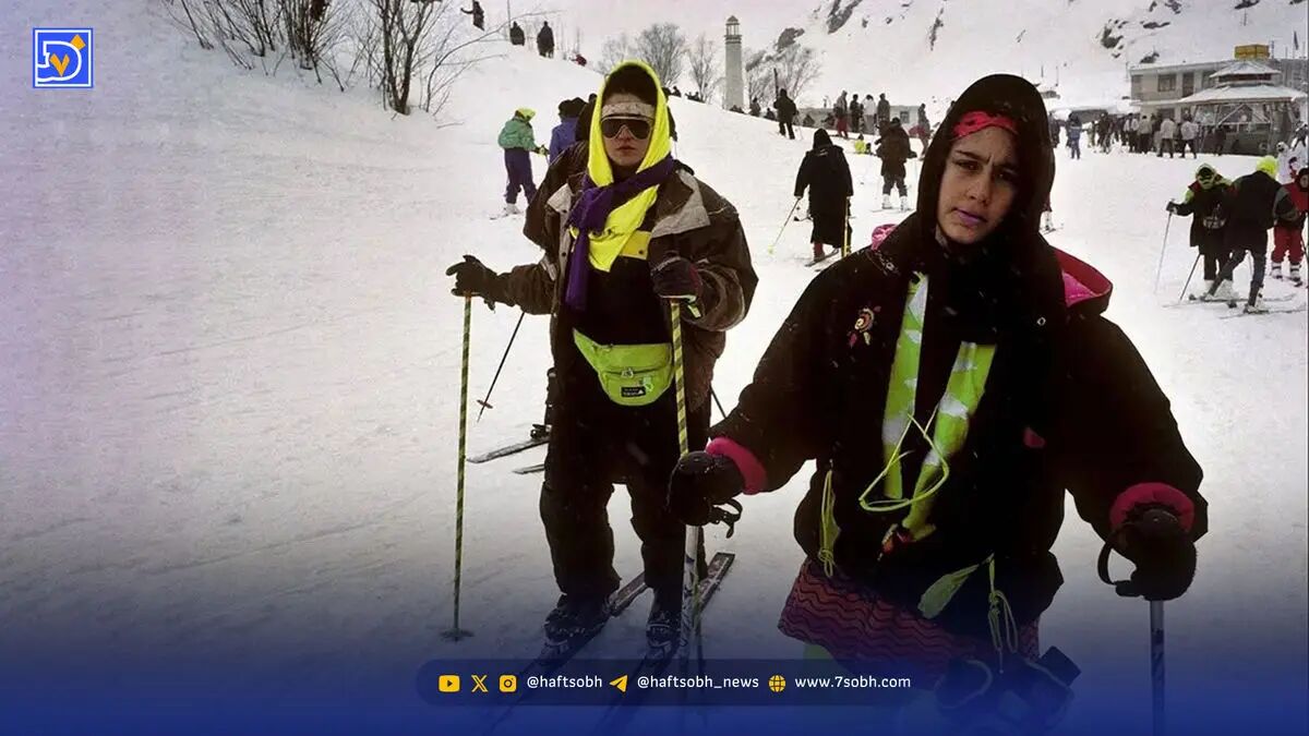 قاب تاریخ|‌ ‌دختران تهرانی در پیست ‌‌شمشک؛ عکس خاص آنتوان خان