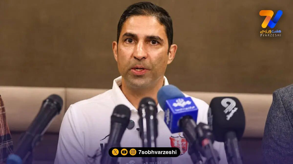 وحید هاشمیان: تعداد مصدومان، دستمان را برای تعویض، بسته است