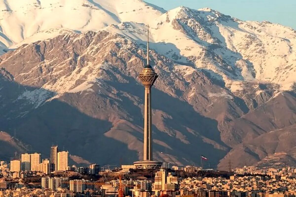 هوای تهران دوباره گرم می‌شود؛ طوفان و ریزگرد در راه پایتخت