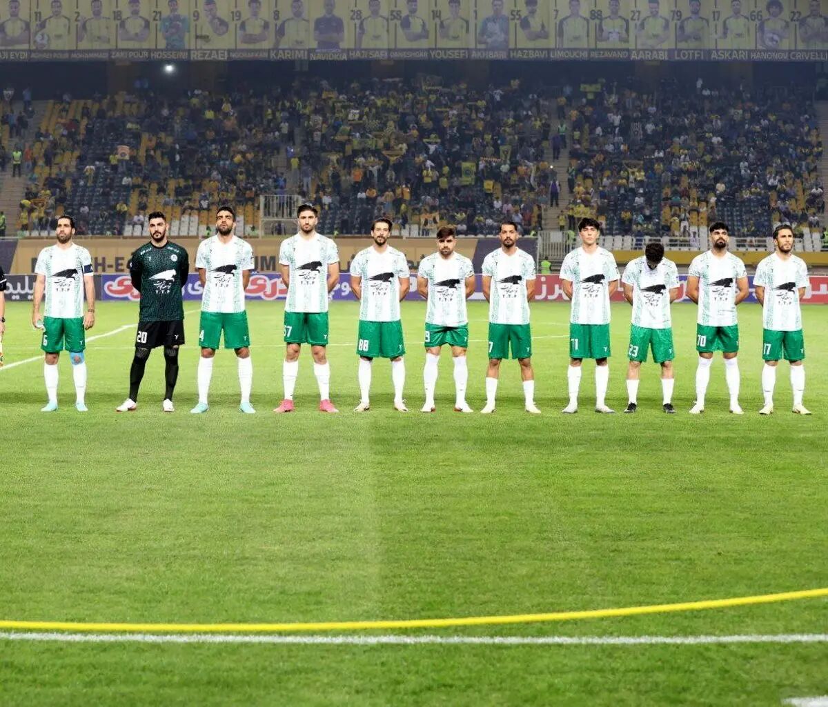 VAR به داد شاهین ذوب آهن رسید!