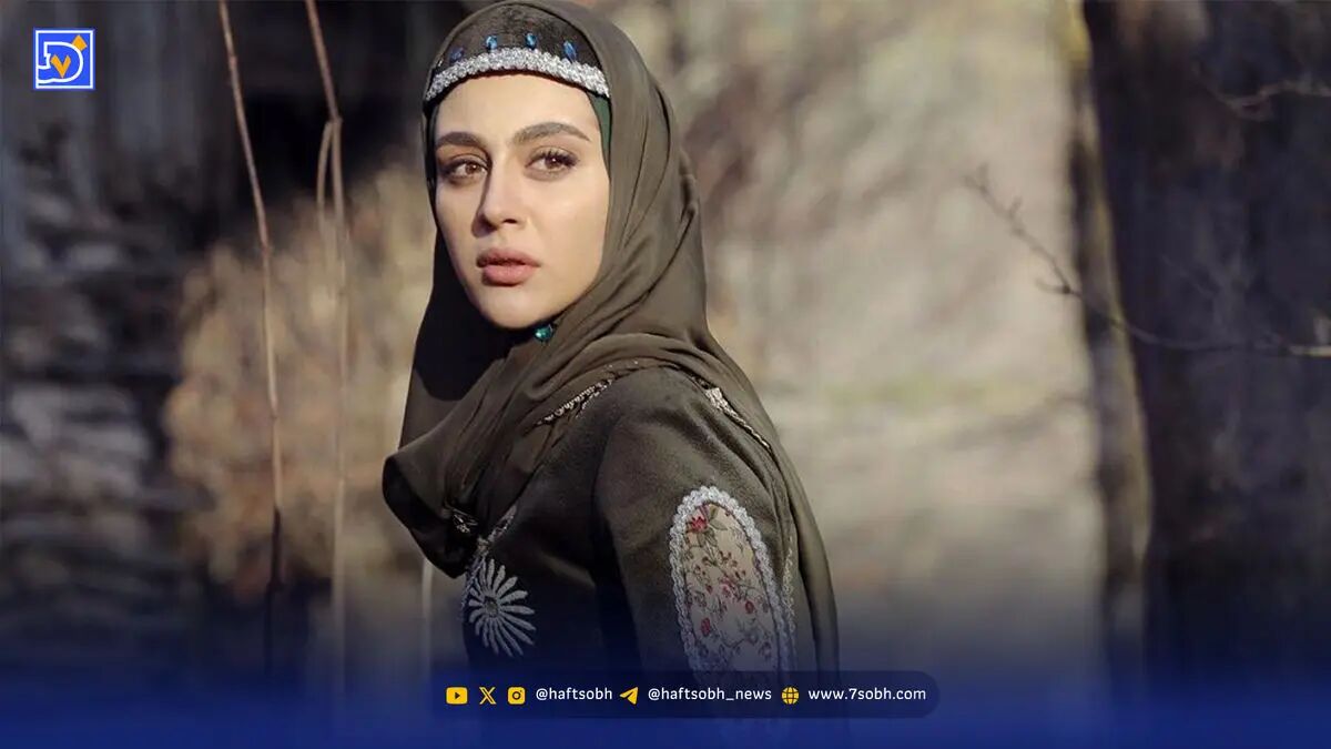 نگاهی به استایل پاییزی و جذاب میترا رفیع؛ بازیگر سریال «گیلدخت»