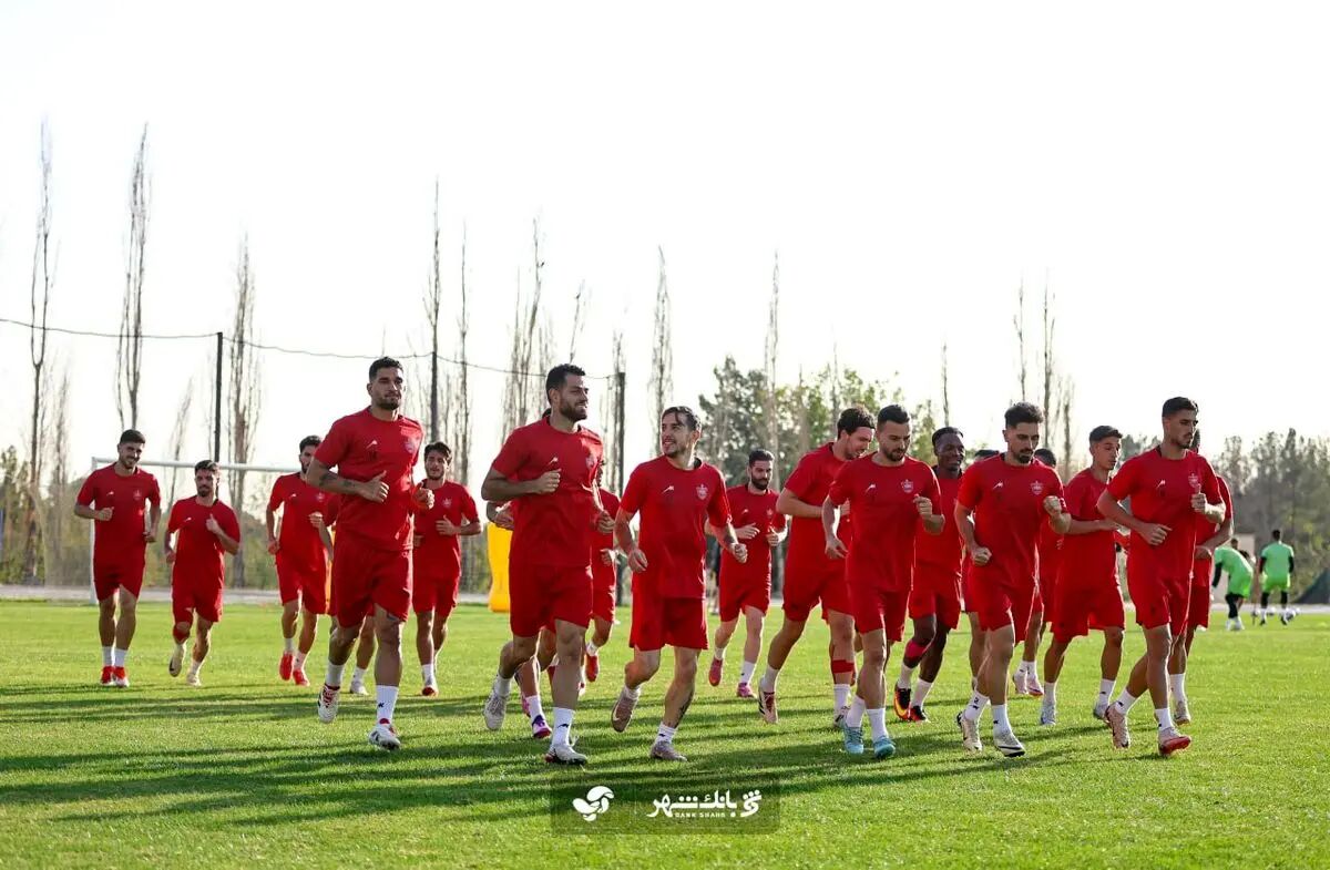 نبرد سرنوشت ساز پرسپولیس در خرم‌آباد؛ ادامه با هاشمیان یا خداحافظی؟