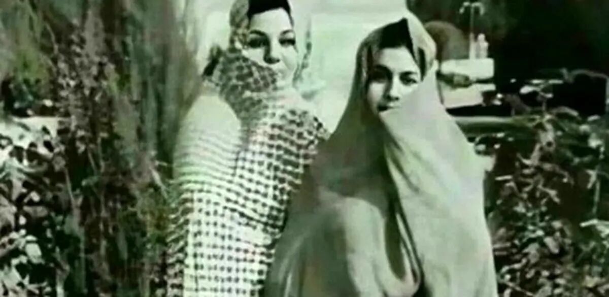 قاب تاریخ | گوگوش و مهستی به همراه فرزندانشان کامبیز و سحر