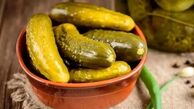 خیارشور فله‌ ای مصرف می‌ کنید؟ مراقب این سم سفید باشید!