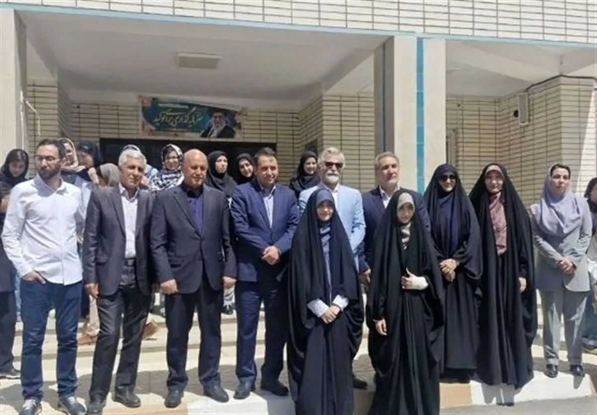 دوقلوهای برتر کنکور: حفظ قرآن و نهج‌البلاغه راز موفقیت ماست