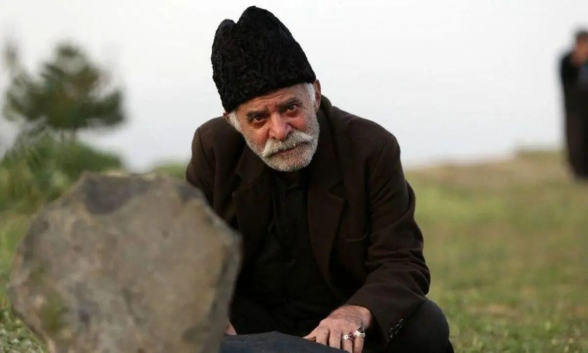 متن احساسی روی سنگ مزار سیروس گرجستانی