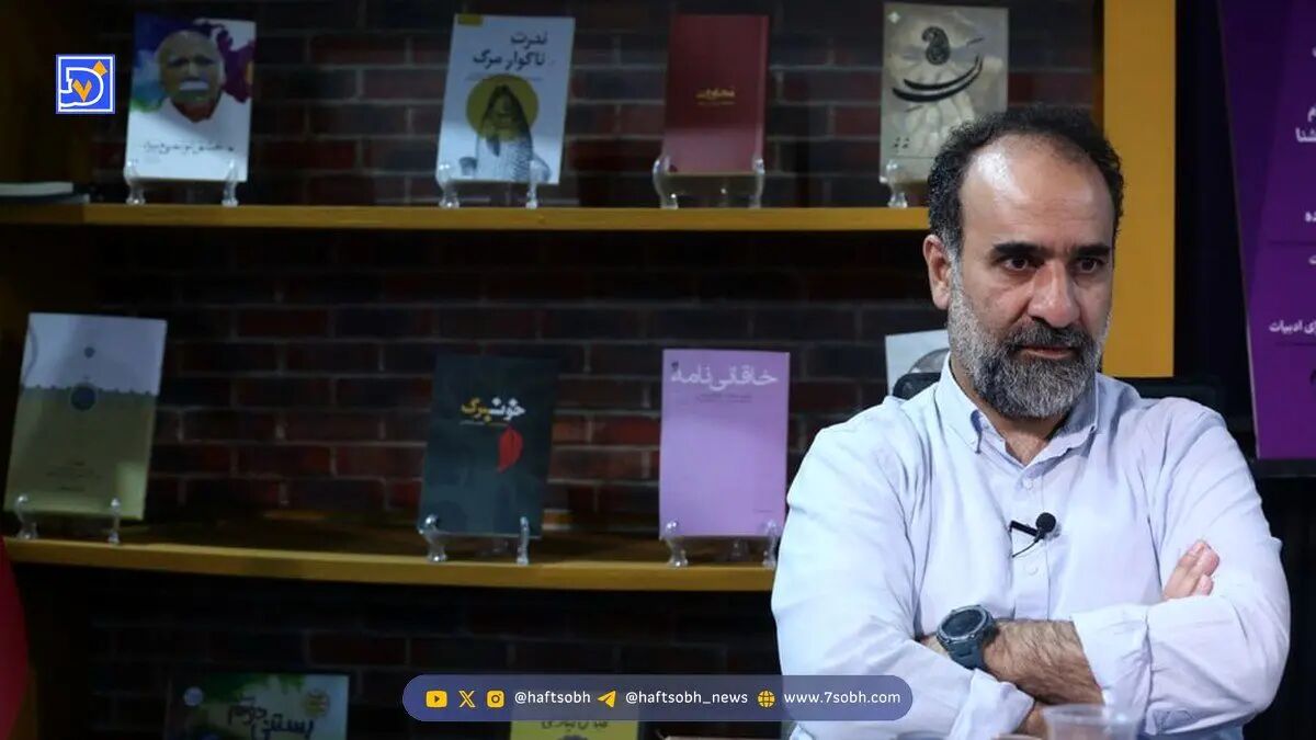 پیگیری وضعیت سلامت رضا امیرخانی از سوی رهبر انقلاب