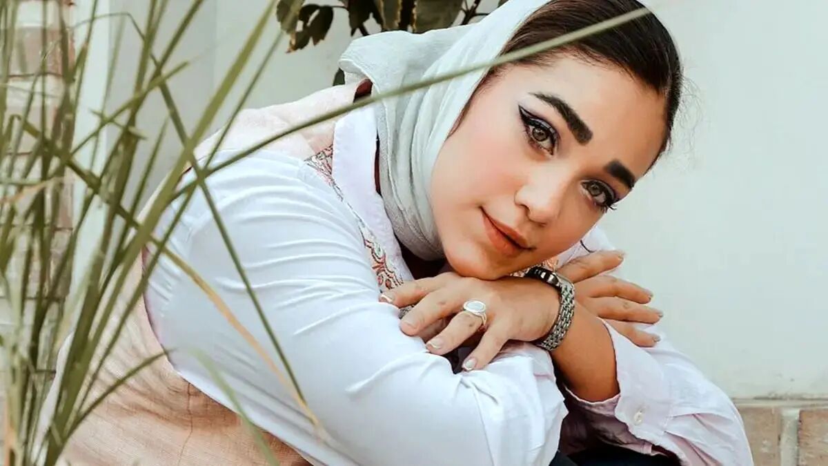 بیوگرافی رویا وحدتی