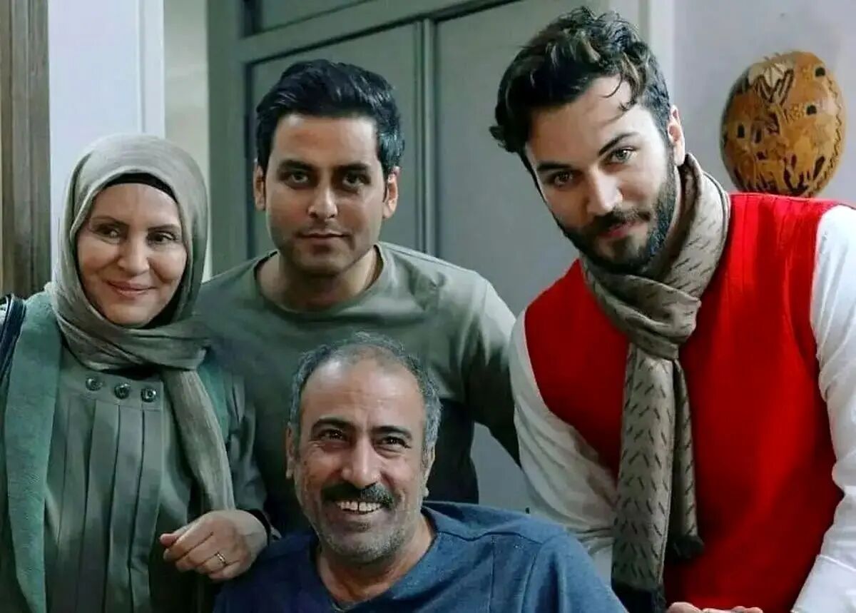 سفر زمان | سلفی «مهرداد میناوند» و «محمد علی» (سریال آنام) و کامبیز دیرباز سال 98