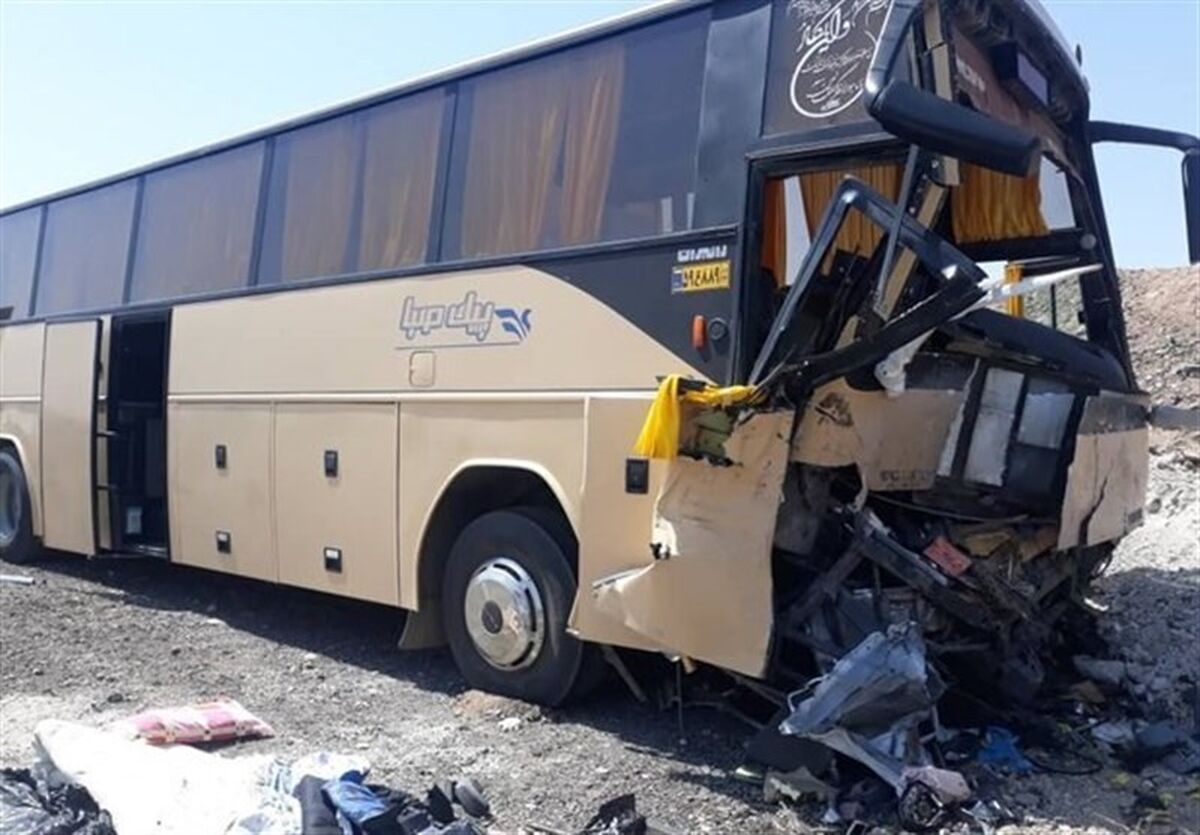 تصادف شدید در آزادراه تهران کرج و بسته شدن جاده