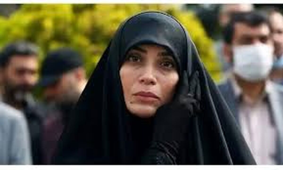 نگاهی به چیدمان خلاقانه و ایرانی پسند منزل الهام چرخنده / از مبلمان مدرن و پرده های اعیانی تا سلیقه خاص خانوم هنرمند