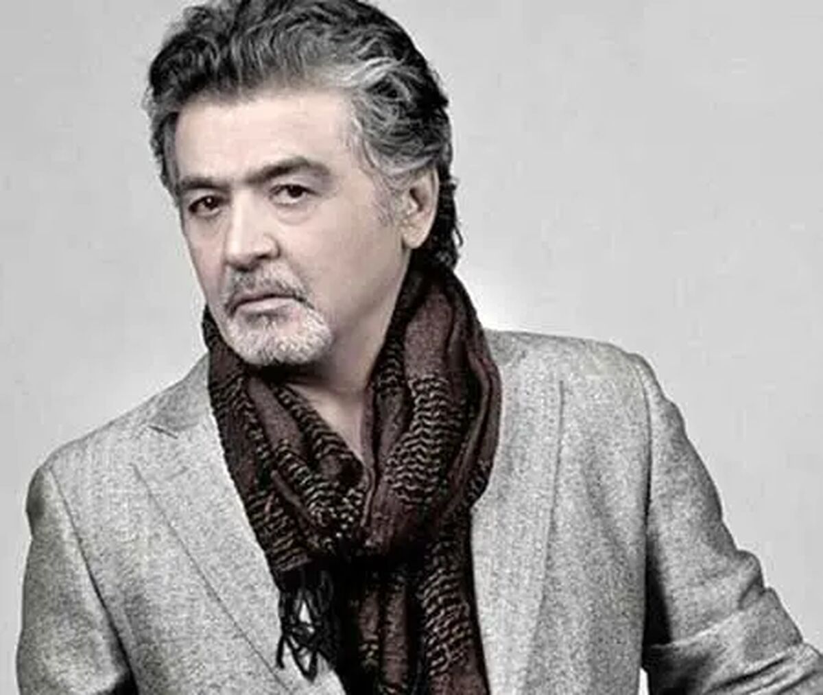 8 عکس نوستالژیک و دیده نشده از رضا رویگری / مرور خاطرات با خالق ایران ایران