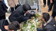 رضا رویگری در قطعه هنرمندان آرام گرفت