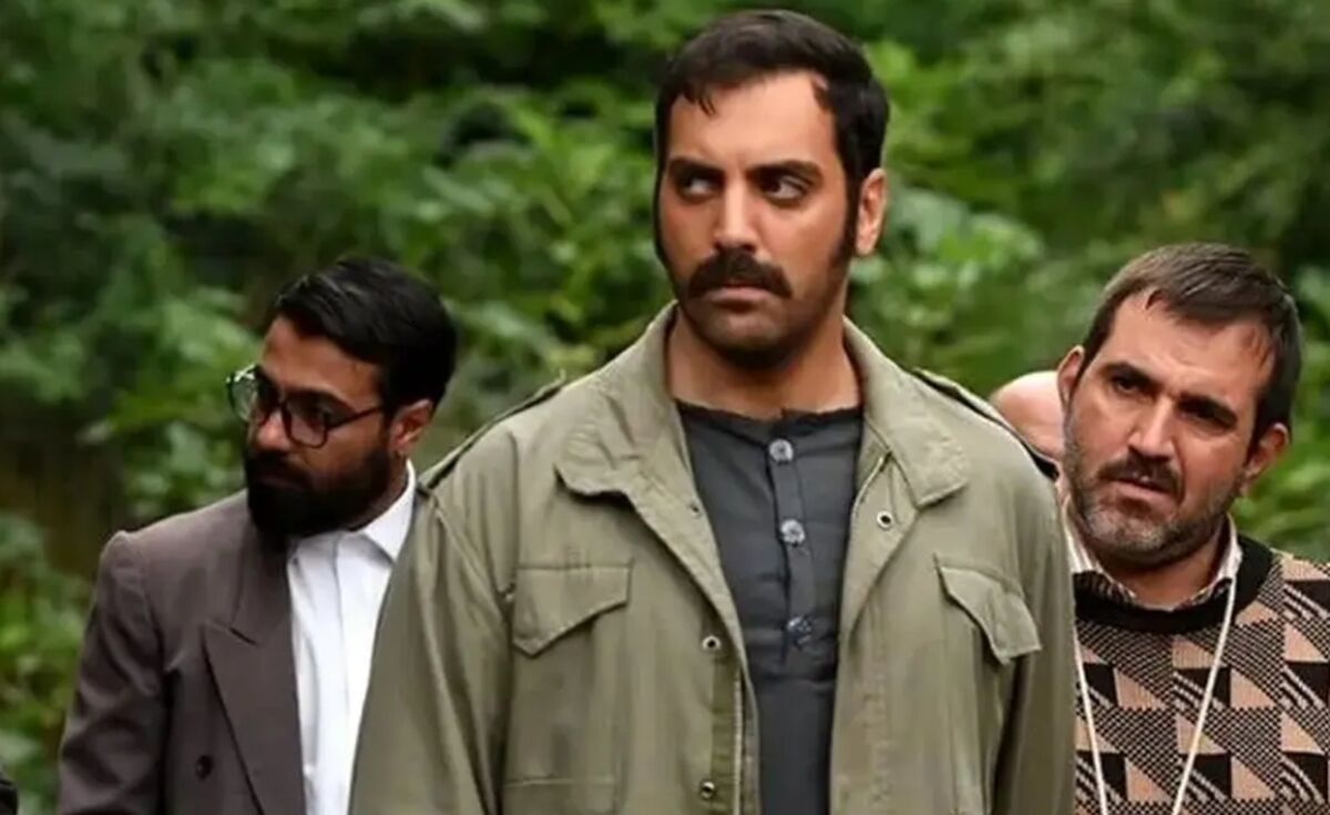عکس| سفر در زمان؛ «سهراب» (سریال سوجان) در کنار «نسرین مقانلو» در پشت‌صحنۀ «تنهایی لیلا»