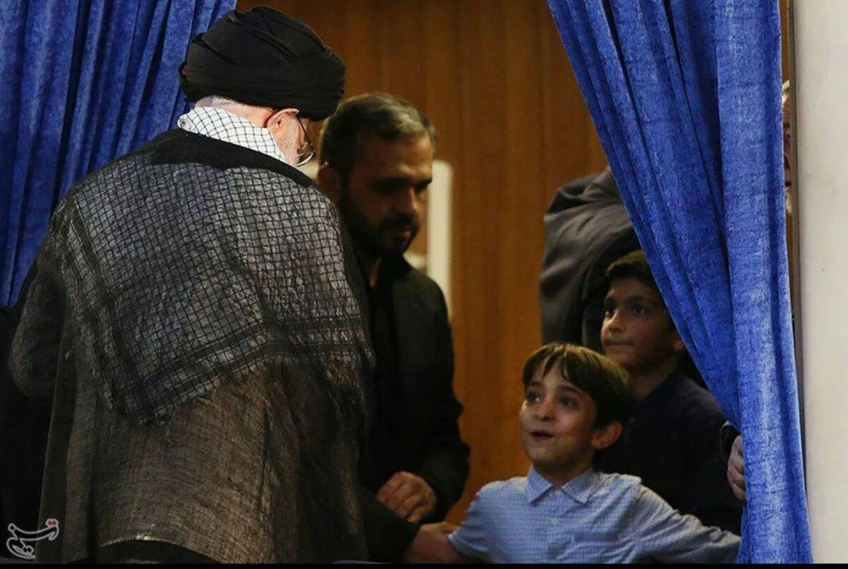 تصاویری جدید و دیده نشده از اعضای خانواده رهبر انقلاب که در حمله اسرائیل و آمریکا به شهادت رسیدند