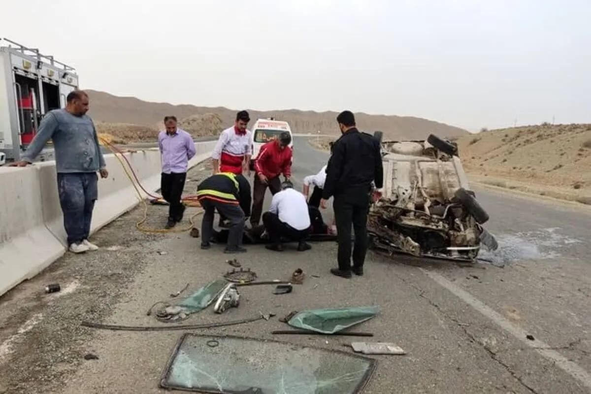 جان باختن 3 زن بر اثر برخورد پژو با تیربرق در سمنان