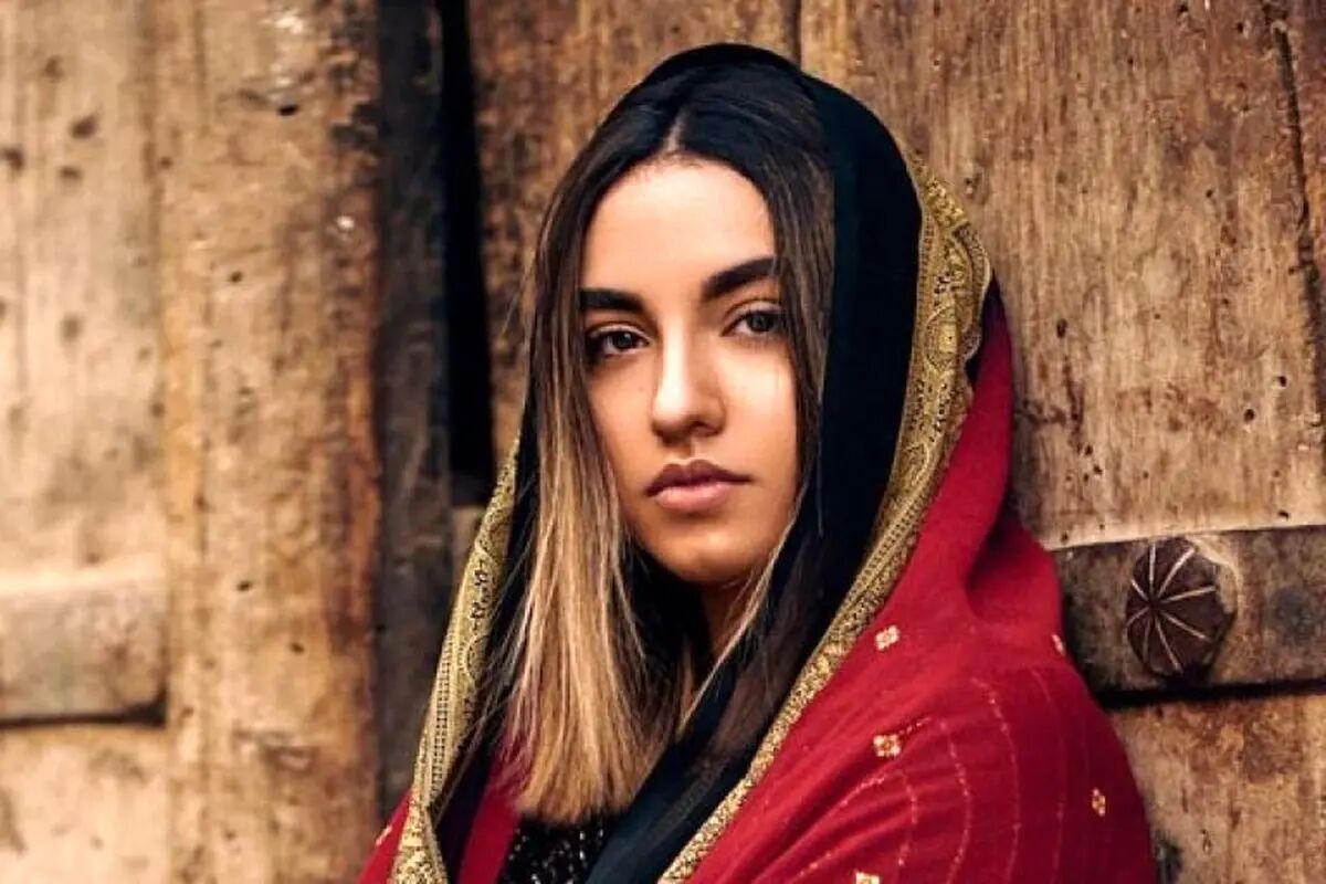 سفر در زمان | نیکی نصیریان «آهو» سریال بانوی عمارت در 2 سالگی؛ سال 84