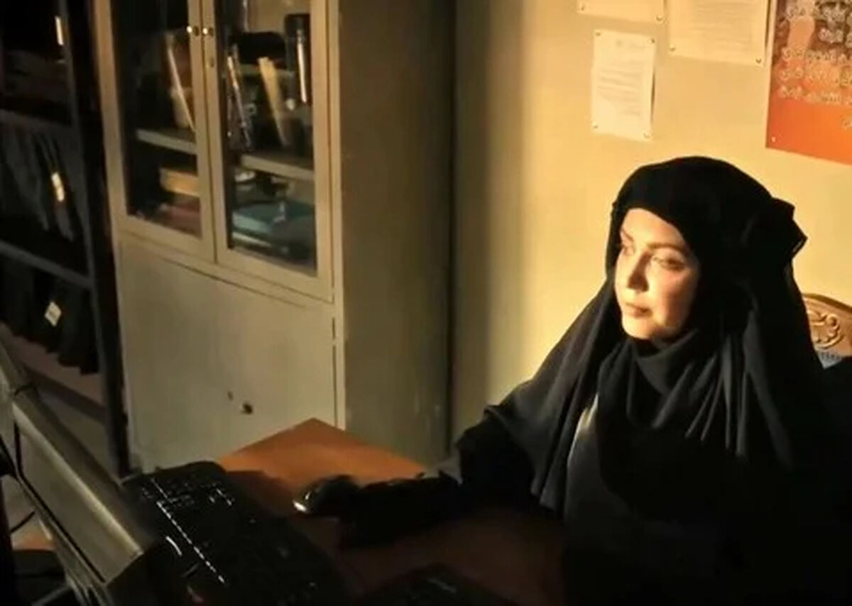 عکس| سفر در زمان؛ «ام جمیله» بازیگر خارجی سریال بیگانگان در 29 سالگی؛ سال 99