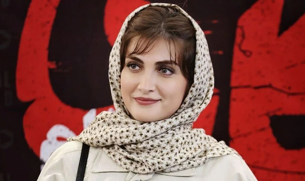 معرفی و بیوگرافی الناز ملک بازیگر سریال گل سنگ + استایل ها