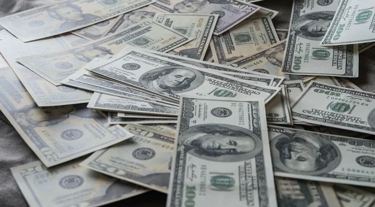 پیش بینی قیمت دلار فردا پنجشنبه ‍۱۷ اردیبهشت / دلار زیر فشار فروش