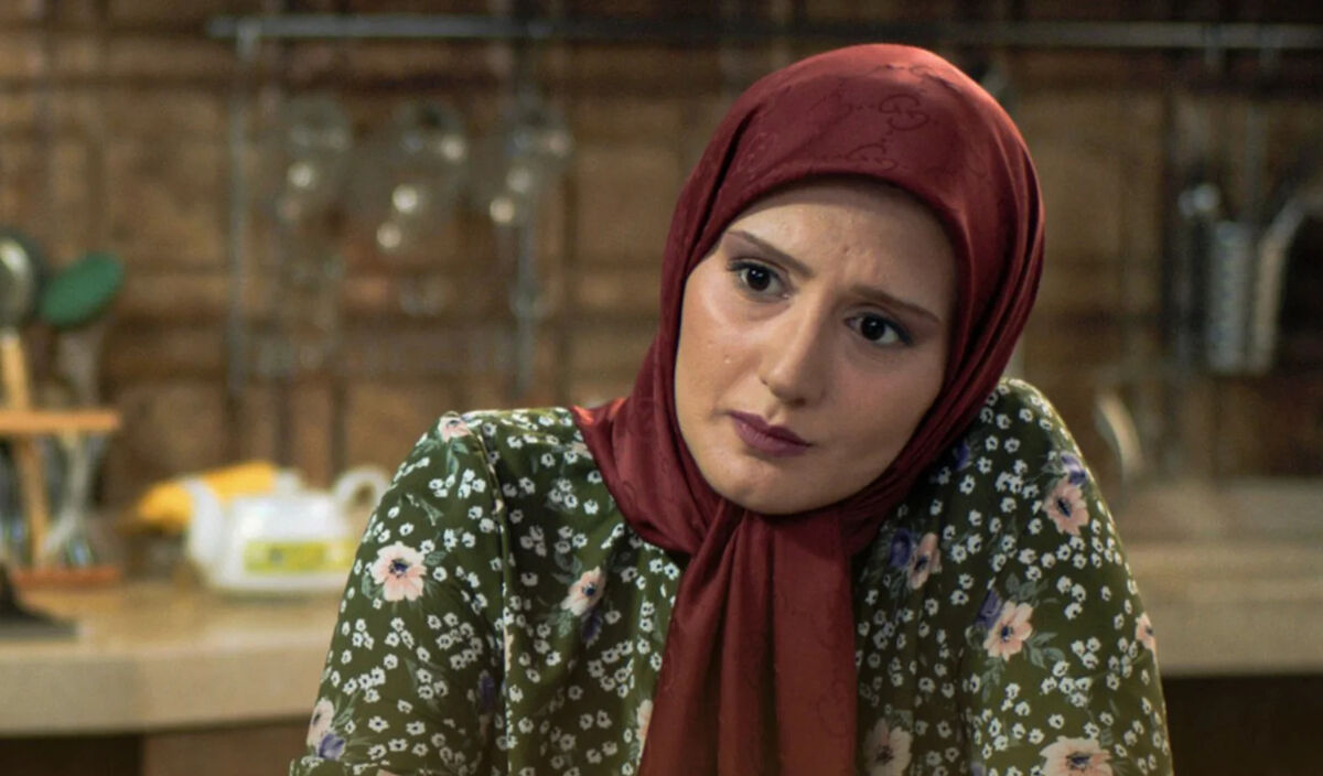 پروانه سریال لحظه گرگ و میش کیست؟ + بیوگرافی زهره ساداتی