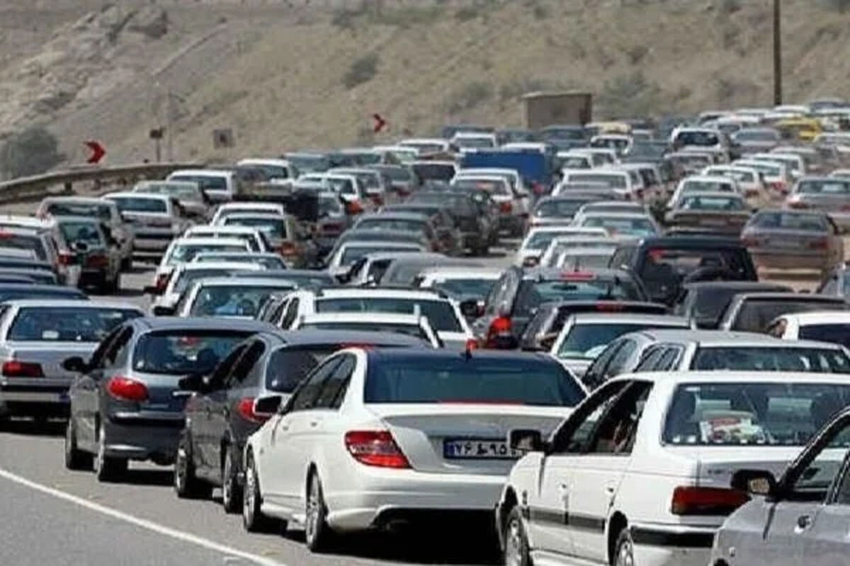 ترافیک سنگین در چالوس، هراز و مسیر رفت و برگشت آزادراه تهران–کرج