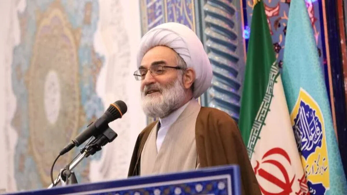 تقدیر جنجالی امام‌جمعه رشت از زنان / خاک پای زنان گیلانی را سرمه چشمانم می‌کنم