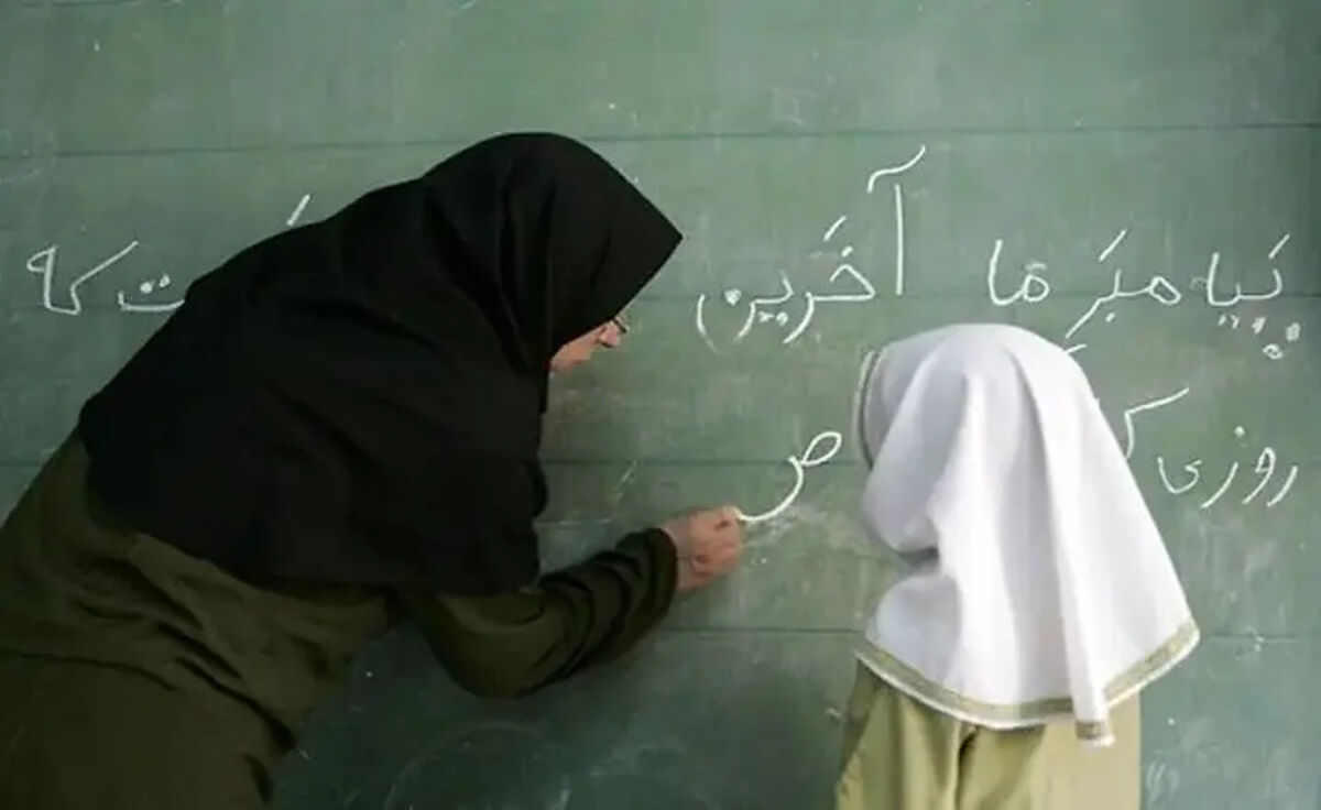 همین الان بخوانید: باز هم تغییر ناگهانی در آیین‌نامه استخدام معلمان!