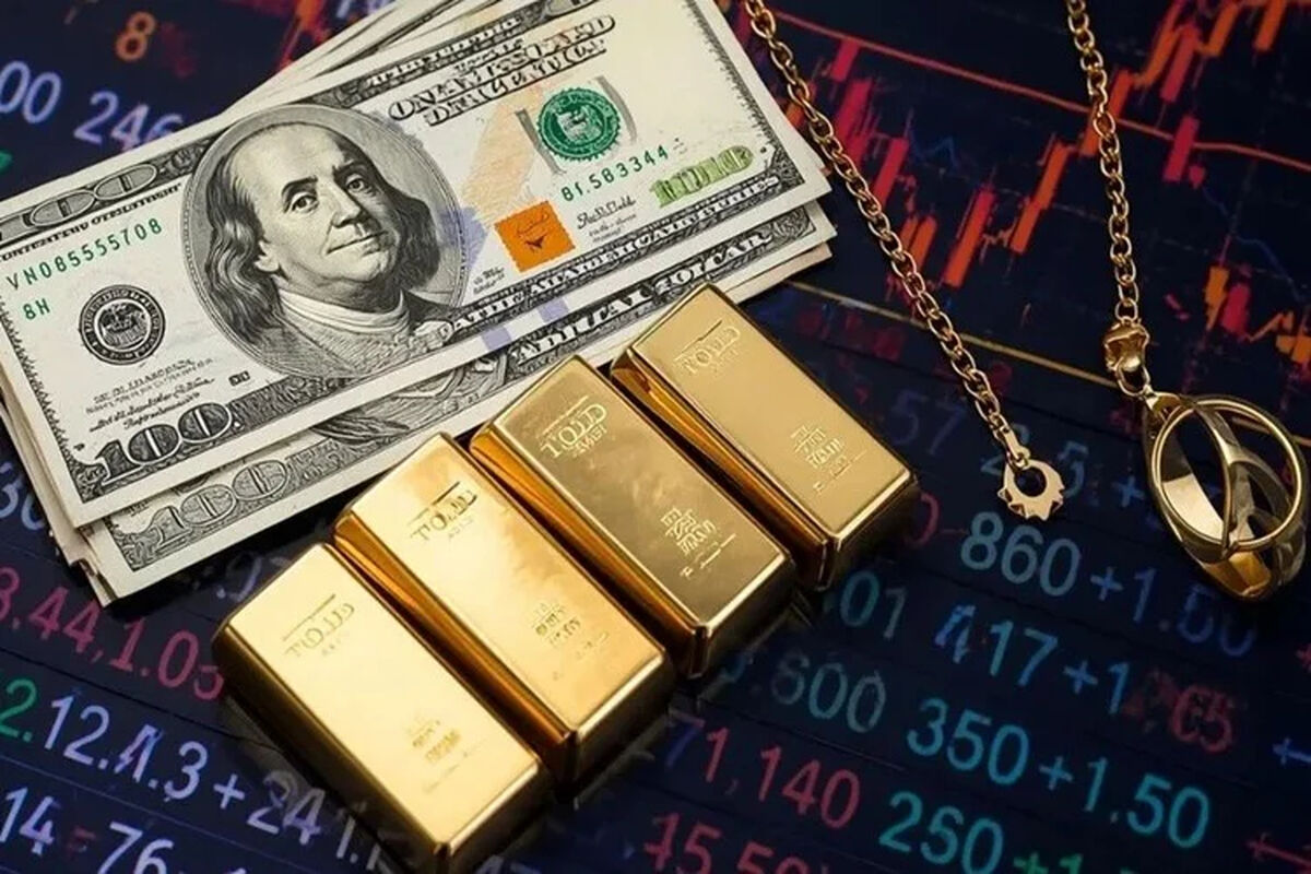 قیمت لحظه ای طلا و دلار امروز ۲۲ اردیبهشت / یک خبر بازار را آرام کرد