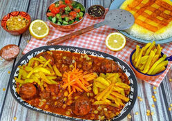طرز تهیه خورش قیمه مجلسی؛ راز جا افتادن این غذای محبوب ایرانی