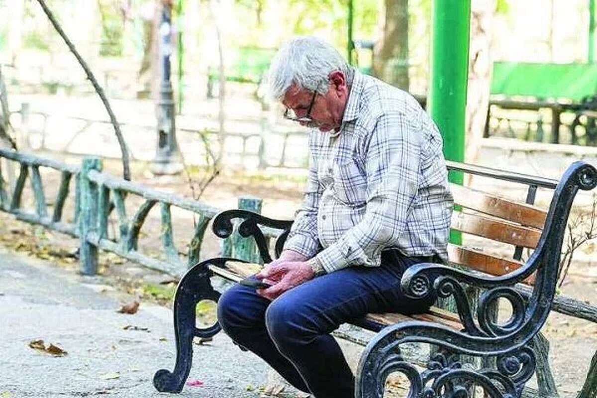 بازنشستگان بخوانند: مابه‌التفاوت حقوق فروردین و اردیبهشت این روز به حسابتان برمی‌گردد
