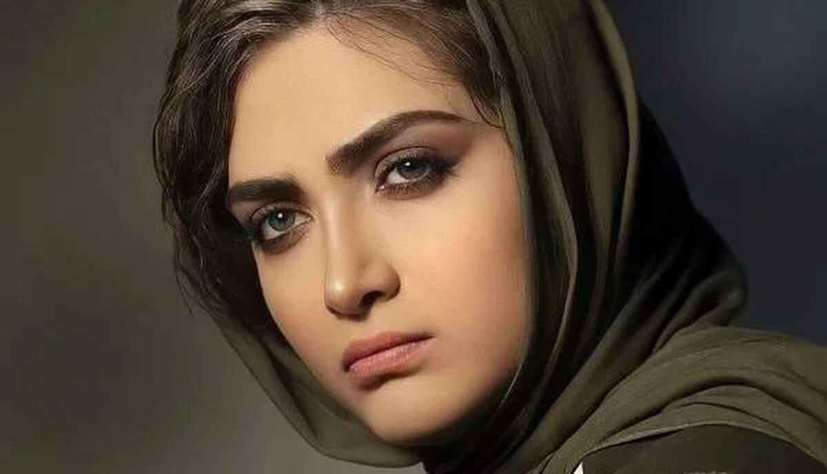 عکس| چهره بدون آرایش الناز ملک بازیگر سریال گل سنگ + بیوگرافی