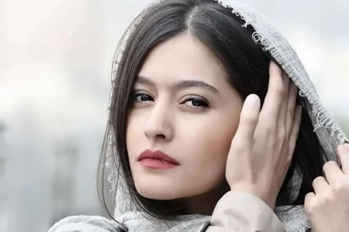 استوری غم انگیز پردیس احمدیه برای سالگرد فوت پدرش