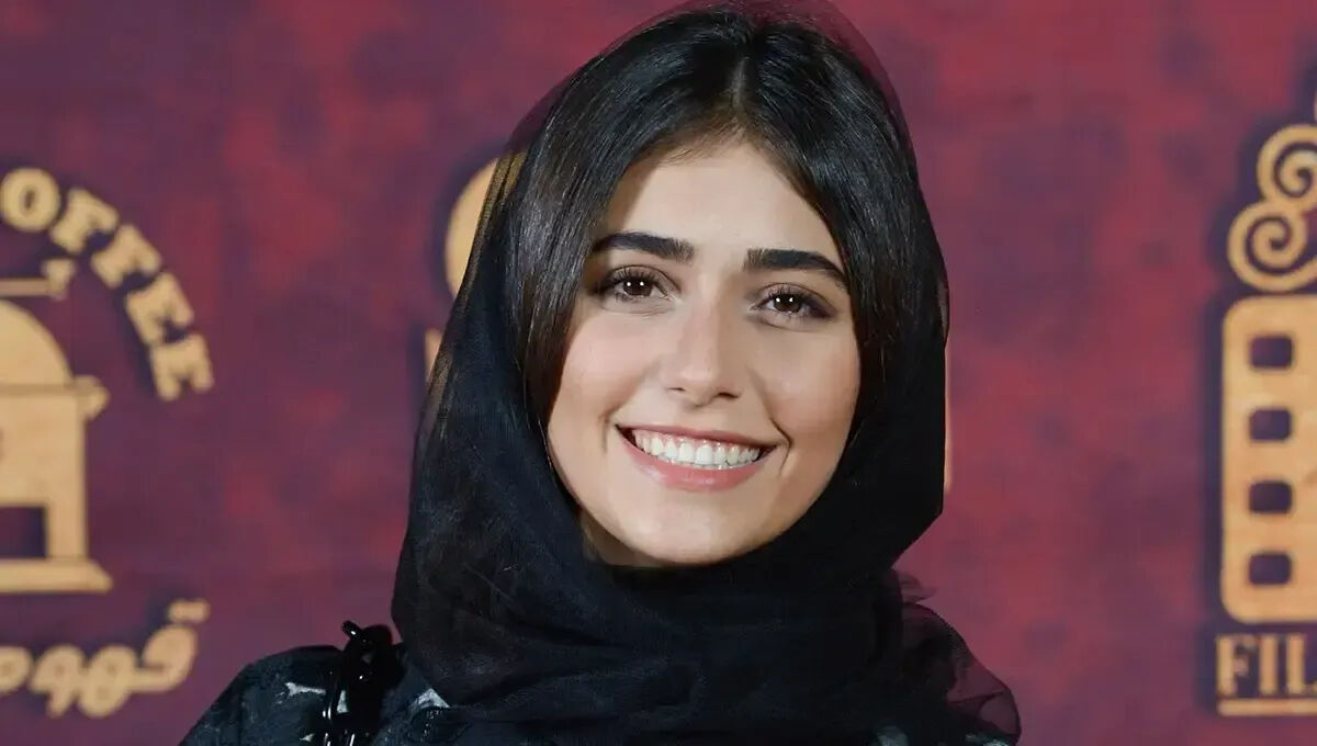 بیوگرافی نیک‌آفرید سماواتی بازیگر سریال کلاغ