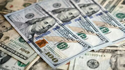 آخرین تغییر قیمت دلار امروز دوشنبه 1 تیر 1405؛ عقب نشینی 700 تومانی