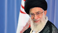 عکس| آیت الله سید مجتبی خامنه ای در کنار رهبر شهید انقلاب