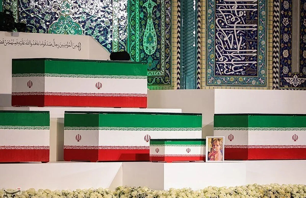 چه کسانی از خانواده رهبر شهید شدند؟ / اسامی شهدای بیت رهبری