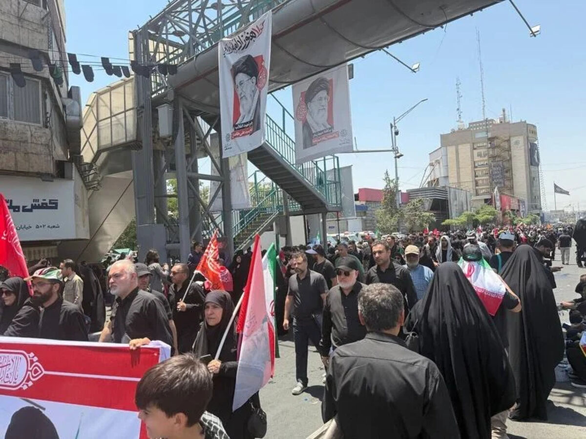 بدرقه باشکوه رهبر شهید در حافظه تاریخی کشور ماندگار شد