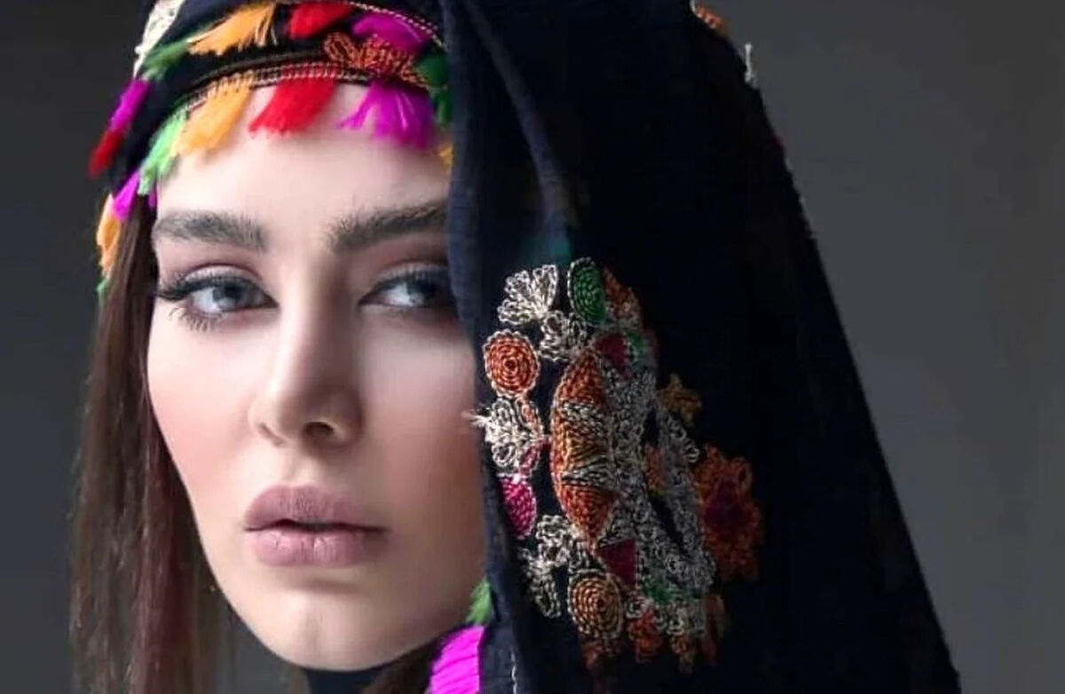 عکس| استایل جذاب سحر قریشی مجری عشق ابدی کنار ساحل