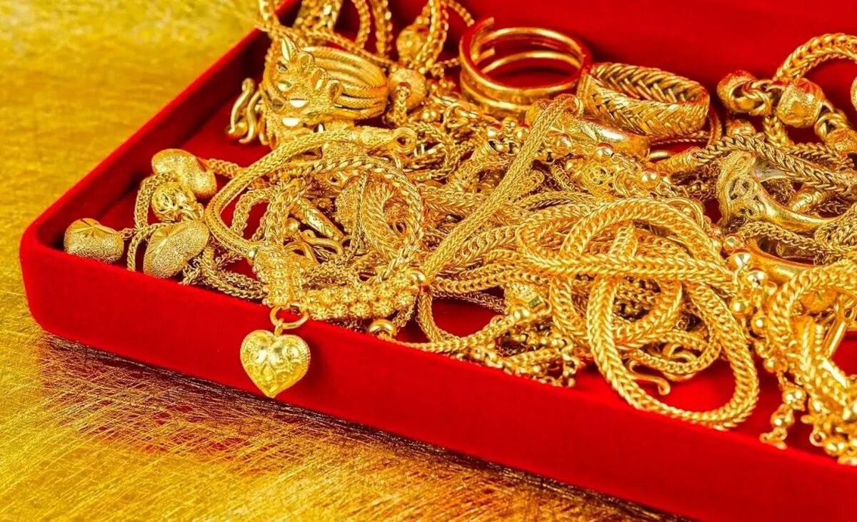 قیمت طلا 18 عیار و طلا 24 عیار امروز جمعه 5 تیر 1405