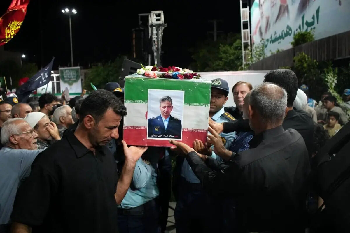 پیکر مطهر شهید علیرضا معینی تشییع شد