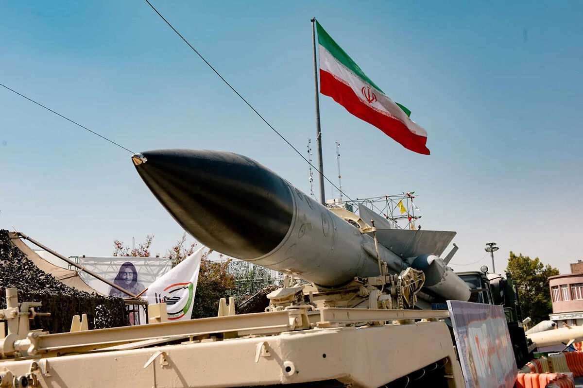 موشک ذوالفقار در قلب تهران مستقر شد/ عکس