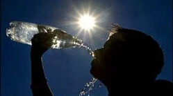 آفتاب‌زدگی را جدی بگیرید؛ از تاول و تب تا علائمی که شما را راهی اورژانس می‌کند!