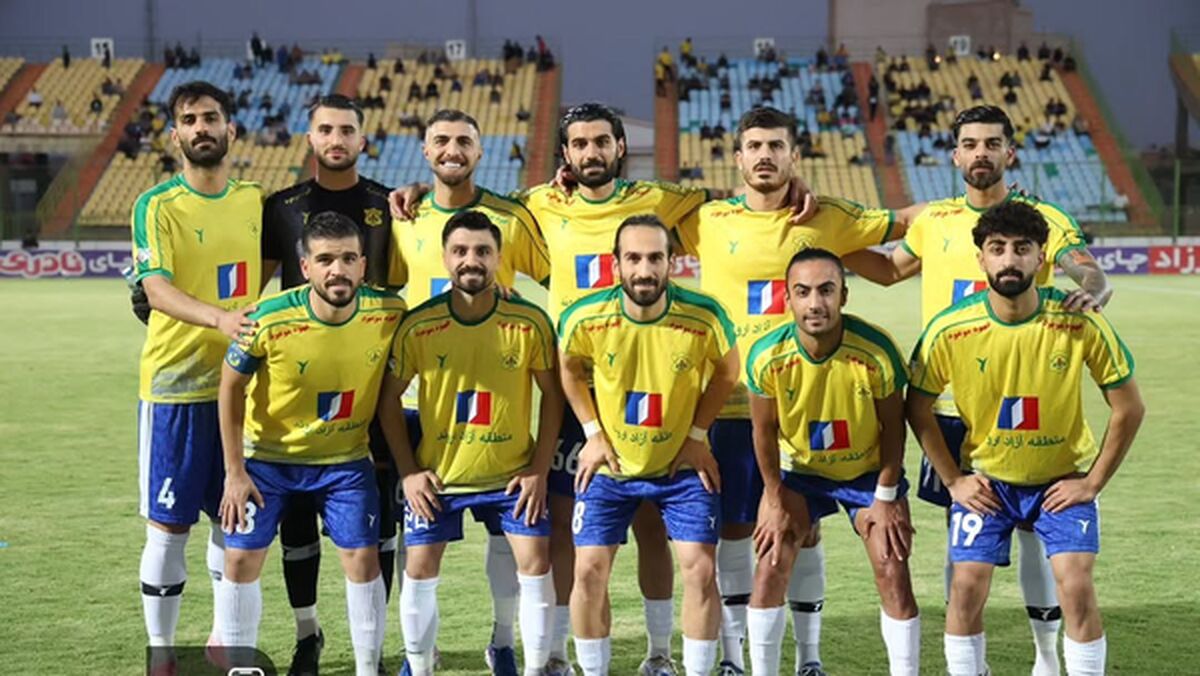 پای سیاست همچنان در کفش فوتبال؛ دستور به نفت آبادان برای انتخاب سرمربی جدید!